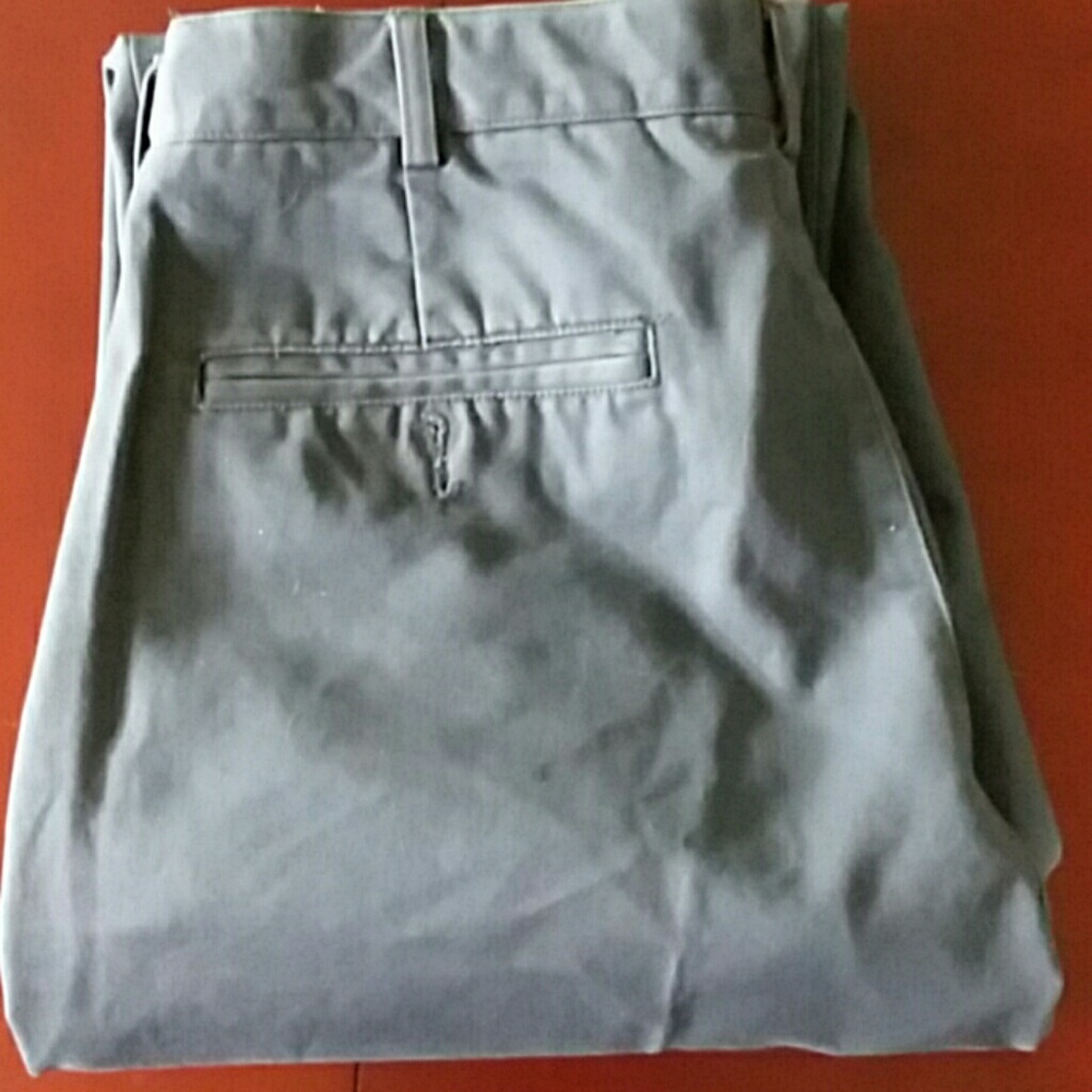 New Lands' End Canvas Pants. Size 32